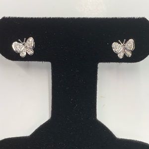 18kt butterfly earrings!
